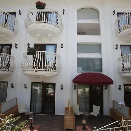 S3 Orange Hotel 3*