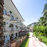 Hotel S3 Orange 3*