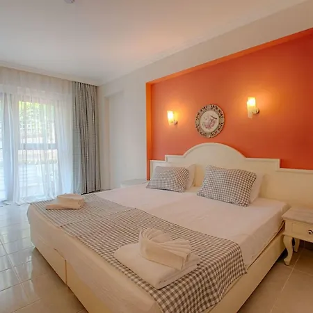 S3 Orange 酒店 厄吕代尼兹