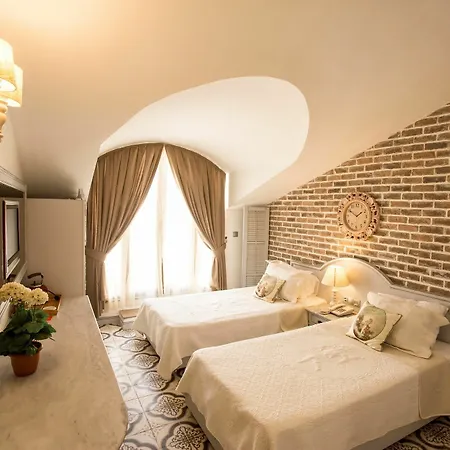 Hotell S3 Orange 3*